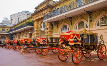 Coaches at the Royal Mews