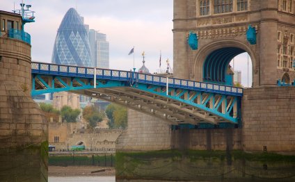 Wer Bridge London England