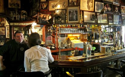Windsor Castle | Bars and pubs