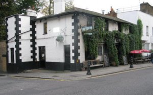 Windsor Castle pub London