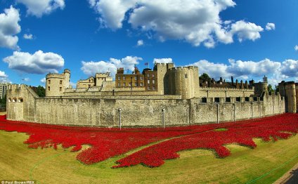 Who made the Tower of London?