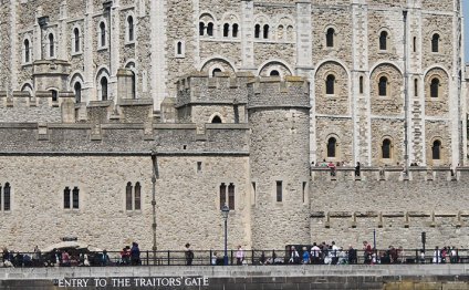Getting to Tower of London